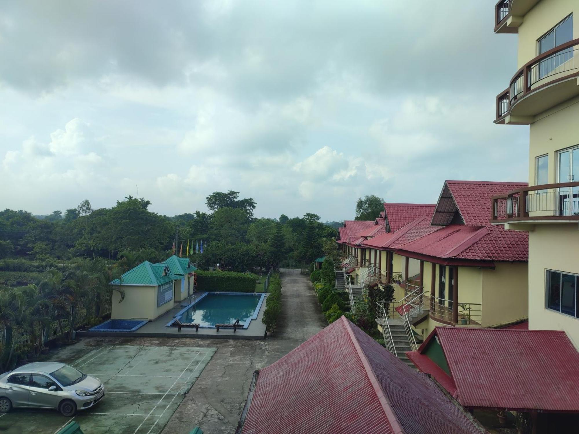 Maa Greenary View - A Holiday Resort Alipur Duar Zewnętrze zdjęcie