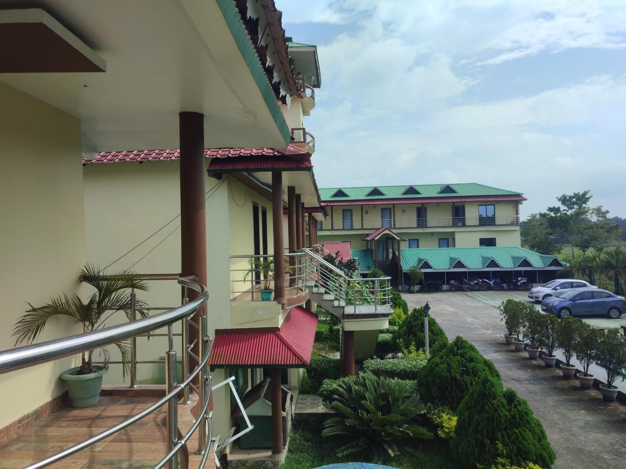 Maa Greenary View - A Holiday Resort Alipur Duar Zewnętrze zdjęcie
